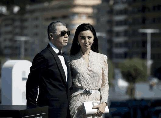 炮轰铲屎官小崔:一个劲忽悠就是想捞好处 网友称其伪君子