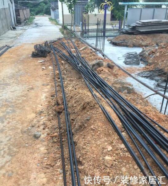 省吃俭用回农村砸23万建三层主体，完工后喜极而泣，扬眉吐气了