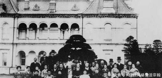 「名流」清朝末年珍贵老照片:王妃公主很漂亮,放到现在都是国际名流