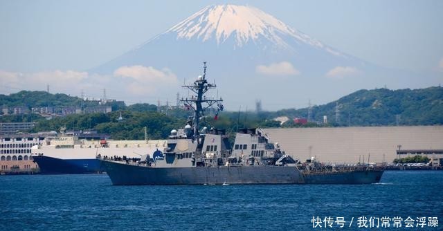 『美元』日本美军曝出病毒确诊!美国海军恐怕难逃一劫,狭小船舱无处可躲