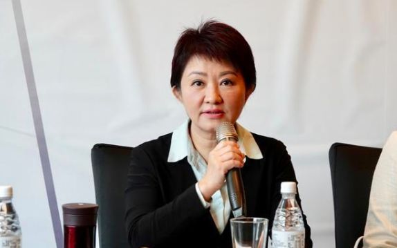  卢秀燕：绿营“罢韩”之后再“罢燕”