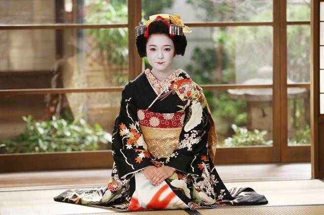 日本艺伎概况,日本艺伎女体盛宴必须是处女吗