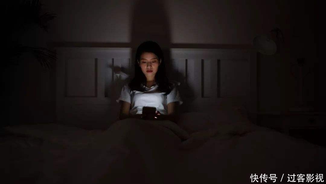  【就要】5种原因易导致黑眼圈！如果不熬夜也发黑，就要小心了
