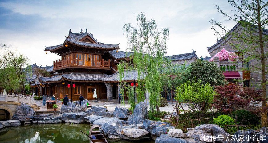 中国最“傻”的两座古城，耗费超100亿重修，却坚持免费对外开放