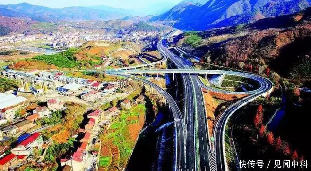 襄阳境内三条高速全线提速啦！今后小车跑这个速度毫无压力！