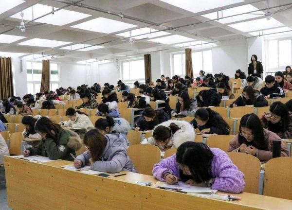  「子女」公务员政审，这些亲属服刑，子女考得再好也没用