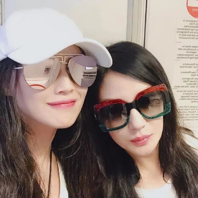 《中餐厅》第二季官宣照，舒淇赵薇的这条裙子才过夏天的正确方式