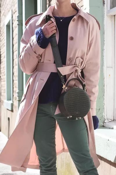 时装精们都不甘心撞包，她们把目光瞄准了这些小众却有格调的宝贝