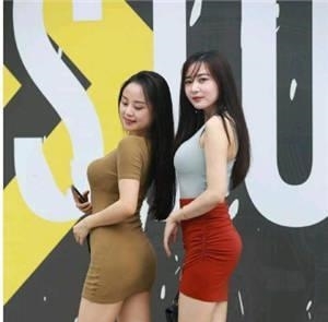 气质@街拍:女神范的小姐姐,仙女般的气质,很不错的姑娘