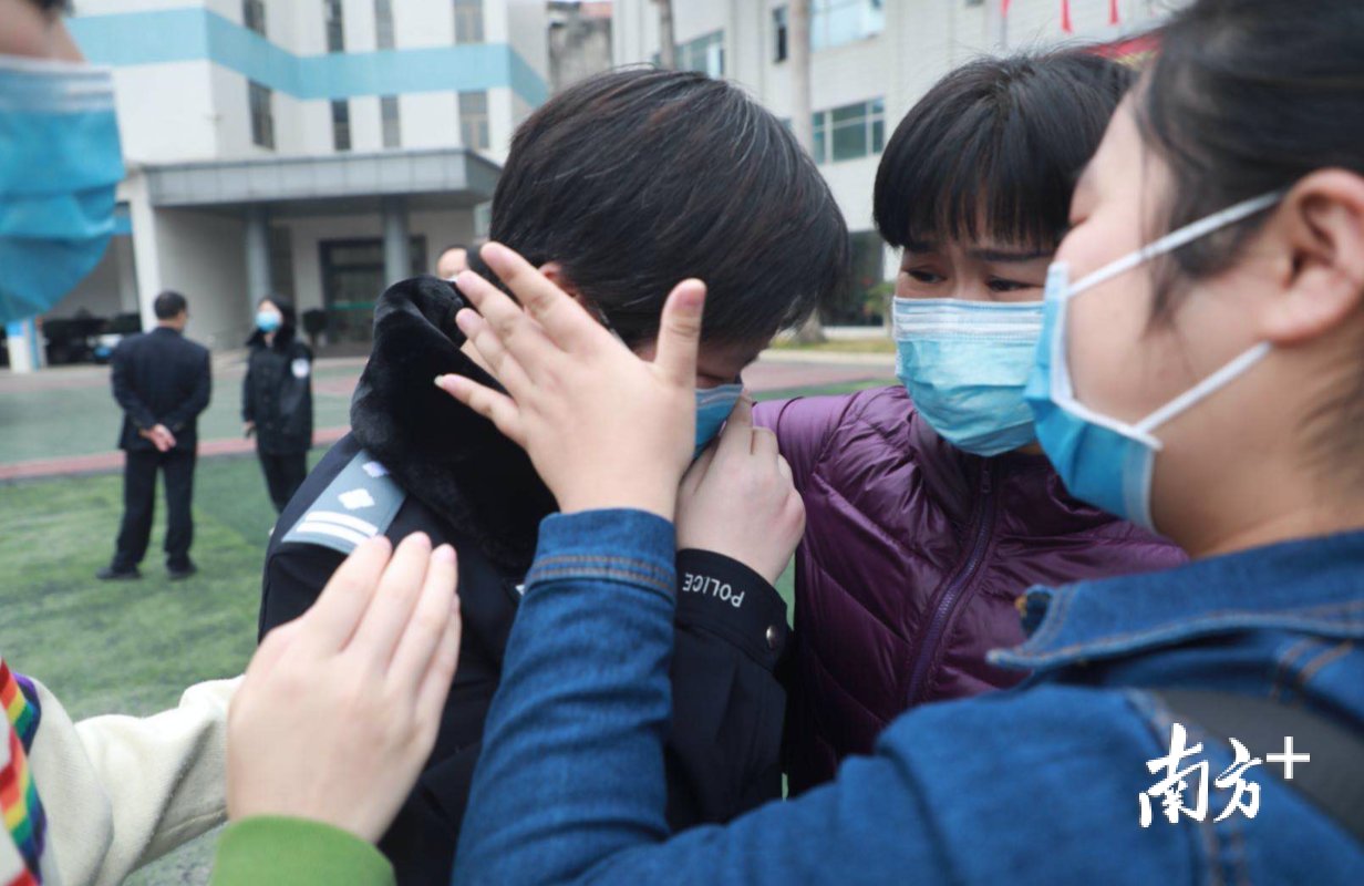  「出征」再援荆州！深圳第四批医疗队出征