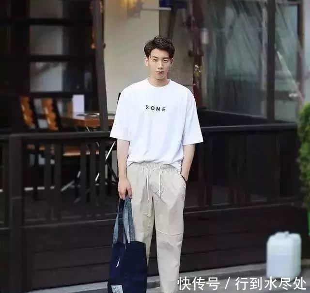  谨记■春季换季穿搭谨记以下几种技巧，让你既年轻帅气又有型！