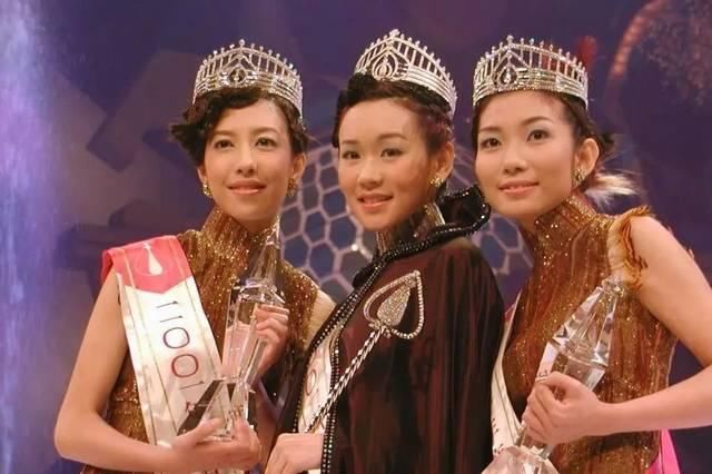  [儿子]杨思琦带儿子拍写真，合照未见爸爸出镜，香港网友：孩子太可怜了