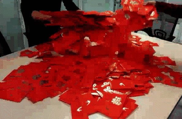 坐地铁排两个小时！100公里开4小时！今天你准时到岗了吗？