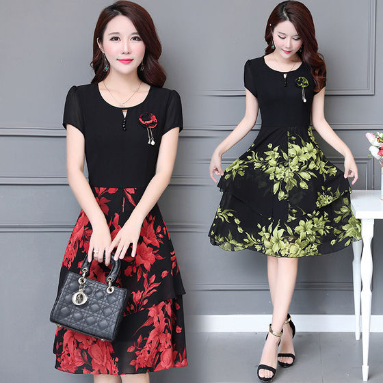 身材丰满的女人，建议穿这种收腰连衣裙，比旗袍洋气，女人味满满