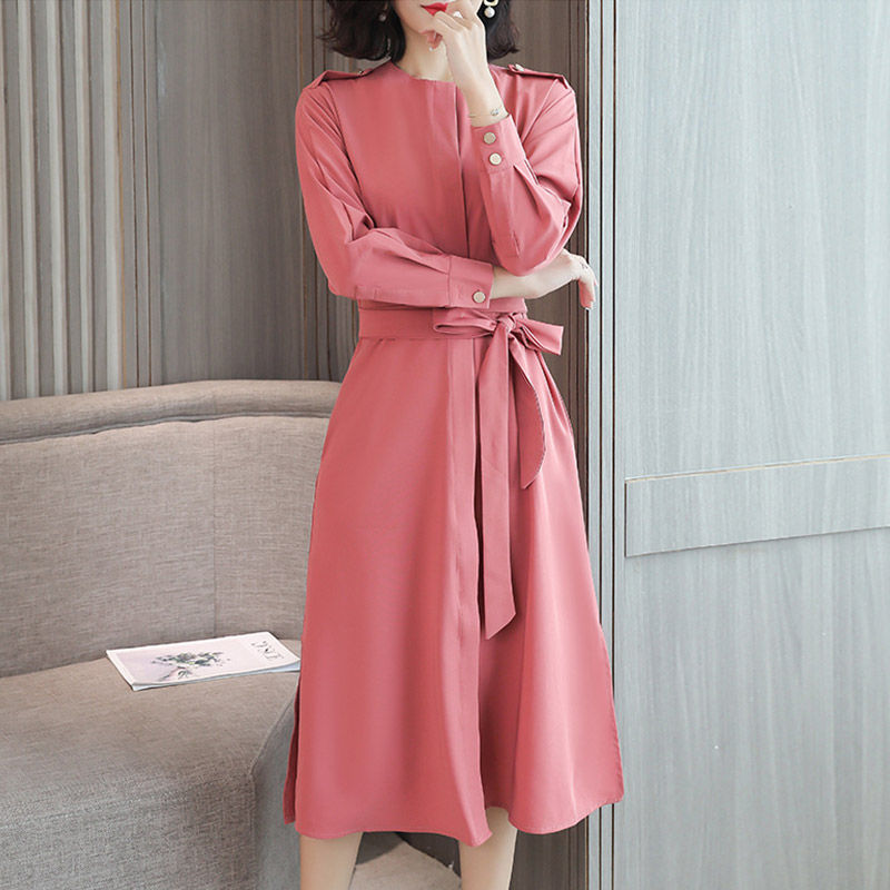 工资再底?也要买这样的连衣裙，清新养眼，美的让人难以忘记