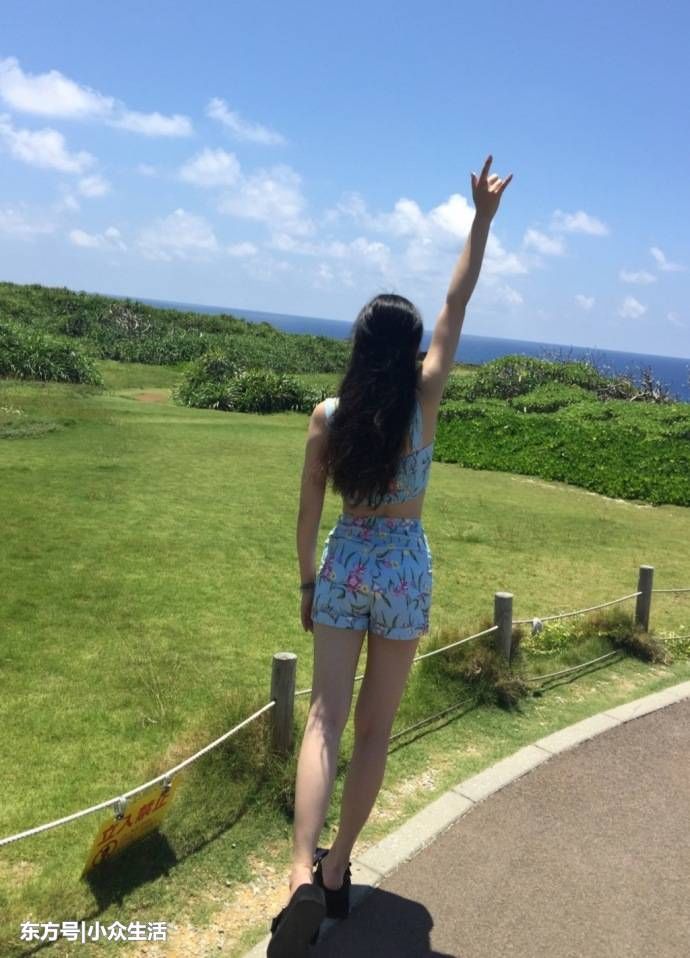 街拍:“背影杀手”的小姐姐，满十分，妹子们可以打几分?