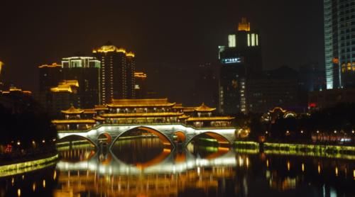 年轻人更愿意去成都？然而不是重庆，其中有这3个原因