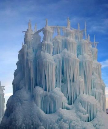 大自然的奇丽景色,宛如仙境