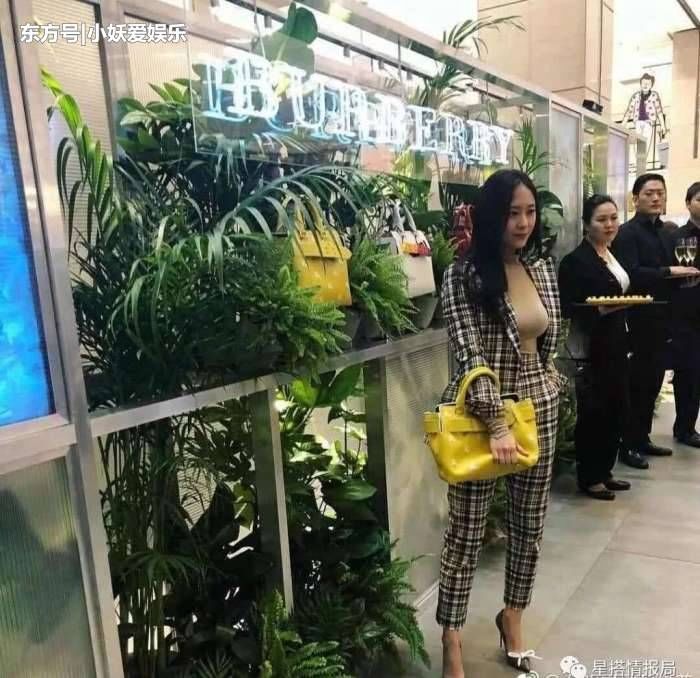 郑秀晶忽然变巨乳还垂到肚脐眼, 她经历了什么…