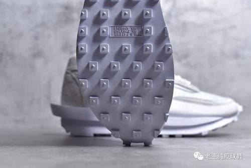  联名■解构新花样！Sacai x Nike 解构纯白2.0开箱实测
