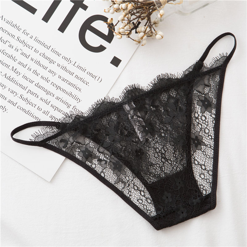 三伏天海边纳凉，比基尼+丁字裤，时尚清凉，秀出翘臀，美得爆哦