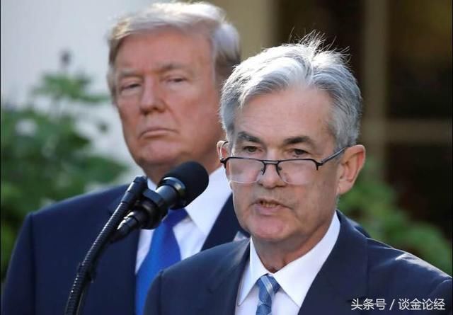 收益率曲线紧缩显示，即使在全球市场动荡之际，美联储仍会加息