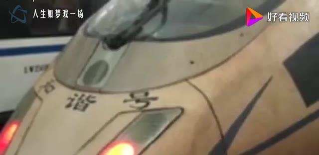 高铁脏了怎么办？原来是这样清洗的，看完忍不住为中国高铁点赞！