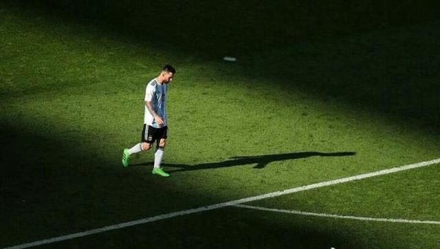 桑保利:梅西不欠任何人,世界欠梅西一个世界杯