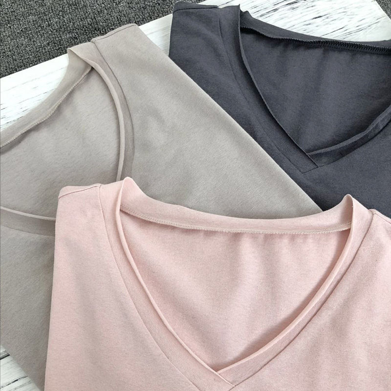 身材丰满的女人就穿紧身短袖，多穿下面这短袖衫，火到离谱