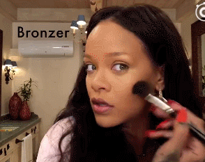 同时撞脸倪妮蕾哈娜是什么感受?而且这位刘柏辛的上扬眼也太撩人