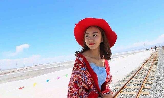 川藏线的“穷游女”说，如今想要搭车，必须先答应司机这3个要求