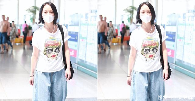 周迅真会穿！这么宽的裤子配条T恤太个性，网友44岁就该这么穿