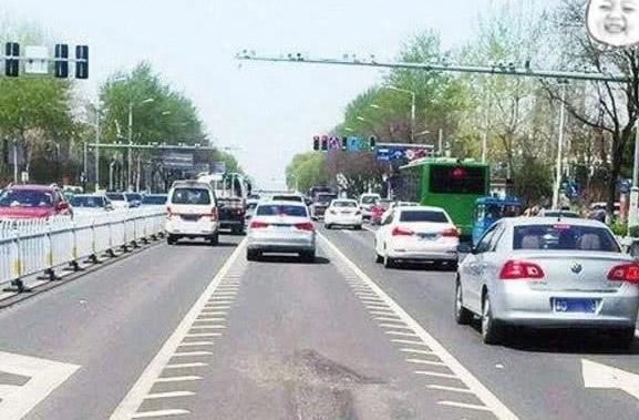  「锯齿」在“锯齿”的直道上，你为什么扣我6分？老司机：还太年