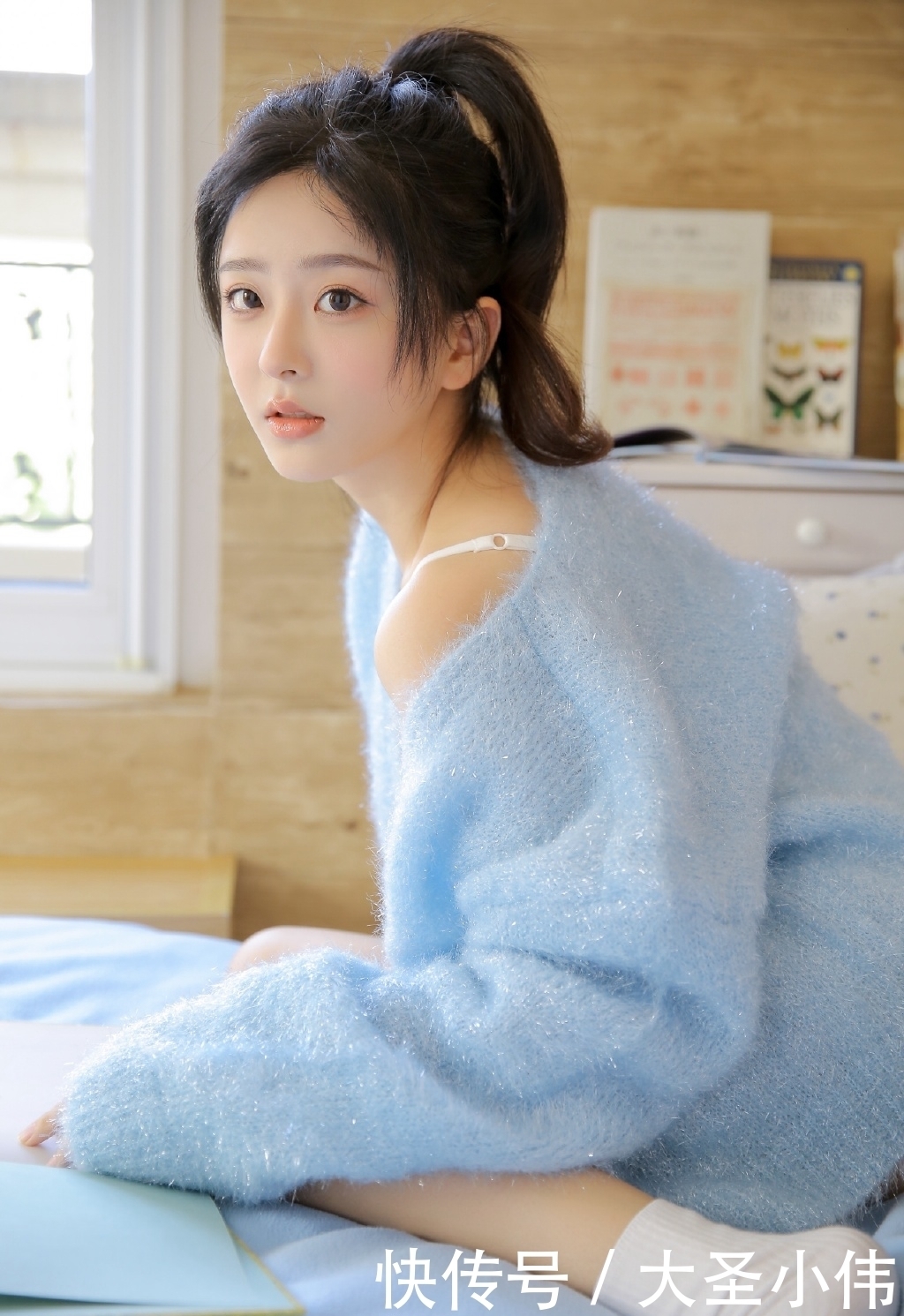 写真■美女写真:白嫩吊带美女性感美腿写真图片