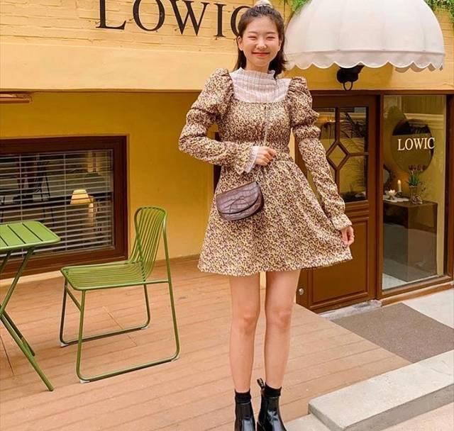 #看起来#出门野餐,怎么可以少了碎花裙?