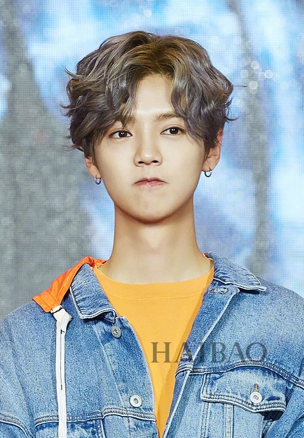 你的发型都要输给男爱豆了!易烊千玺王一博的鲻鱼头是什么鬼，范