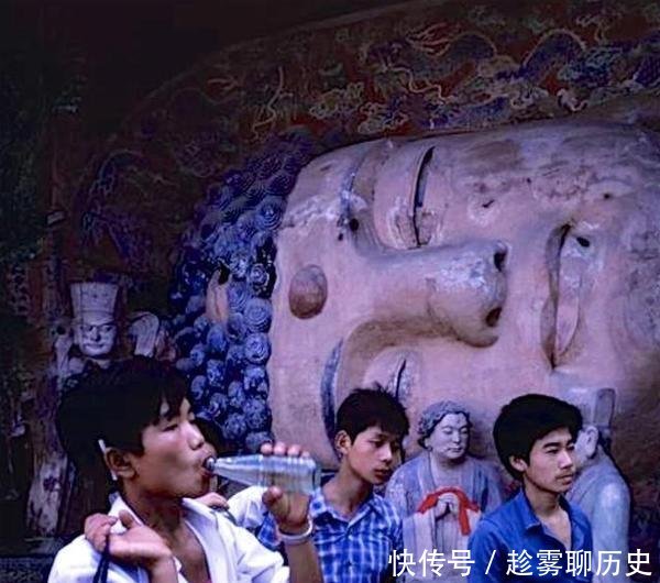 老照片，被这些八十年代的中国的高富帅的帅哥惊艳到了