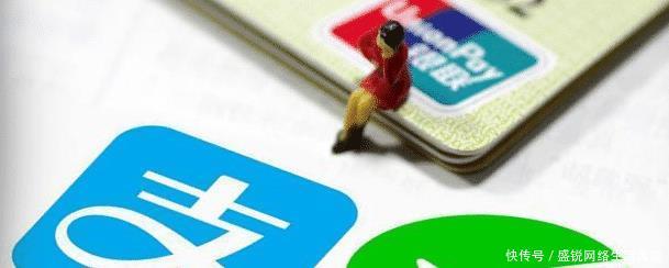 「支付宝」为什么街头的小商贩喜欢用微信支付, 却不喜欢用支付宝