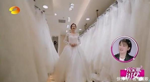 『王鸥』王鸥母女仨同框!与妹妹颜值差别大,妈妈态度冷漠对俩女儿大不同