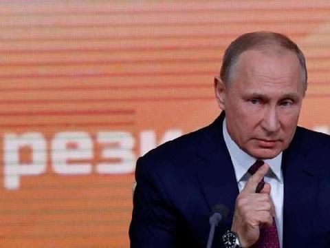 普京不寻常经历:失业没工作带枪睡觉