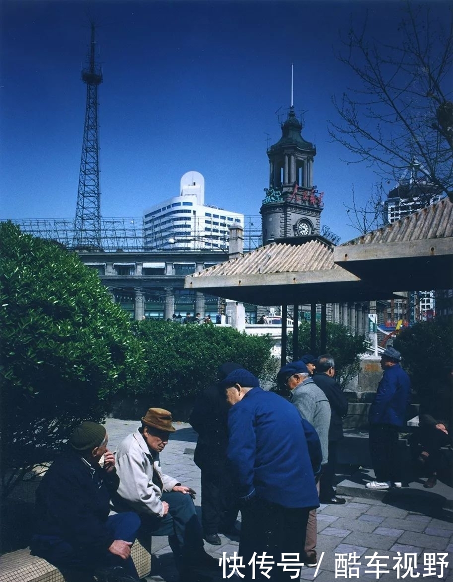 一个日本人25年前到上海，拍下罕见旧照