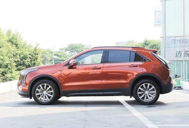  [虚拟座舱系统]30万买豪华SUV，你纠结的这几款，我都帮你盘清楚了！