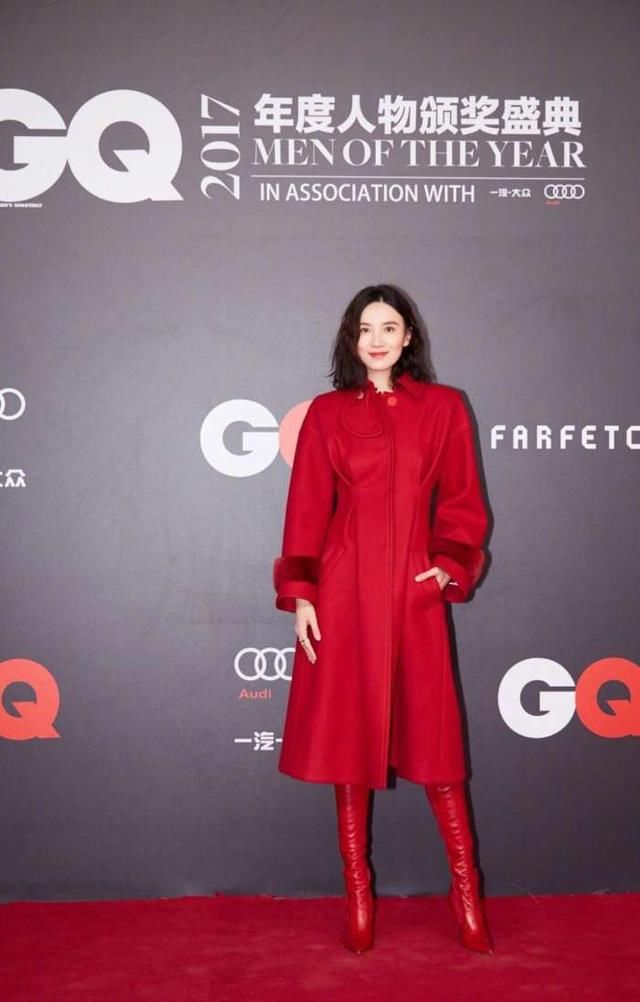 看了宋佳的腿，女人都要怀疑人生，网友：谁能娶到她真是赚大了！