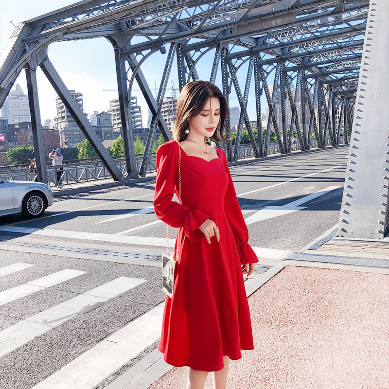 找了5天，才让我找到这裙子，25岁媳妇穿上，真的美的不像话