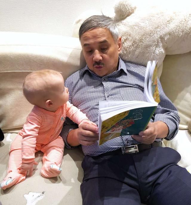  「刘允斌」他是刘少奇的俄籍长孙，定居广州13年了