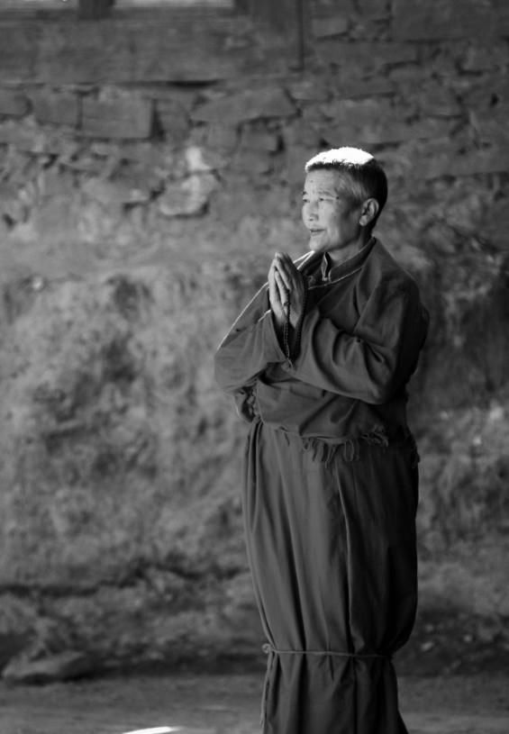 世界最大的藏传佛学院,领略震撼的藏传佛教魅力