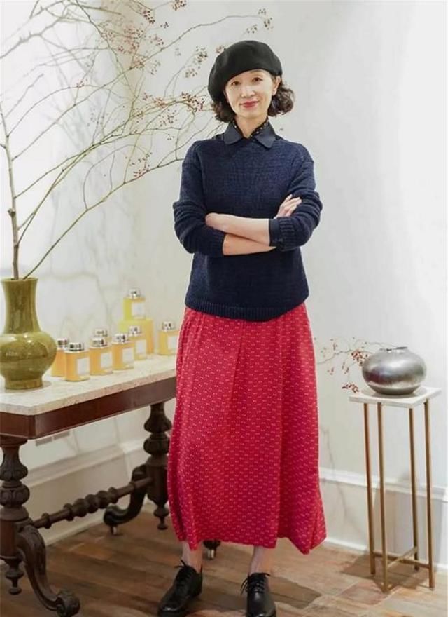  「吸粉」时尚博主因57岁妈妈吸粉近百万，看两人生活照，这怕是姐姐吧