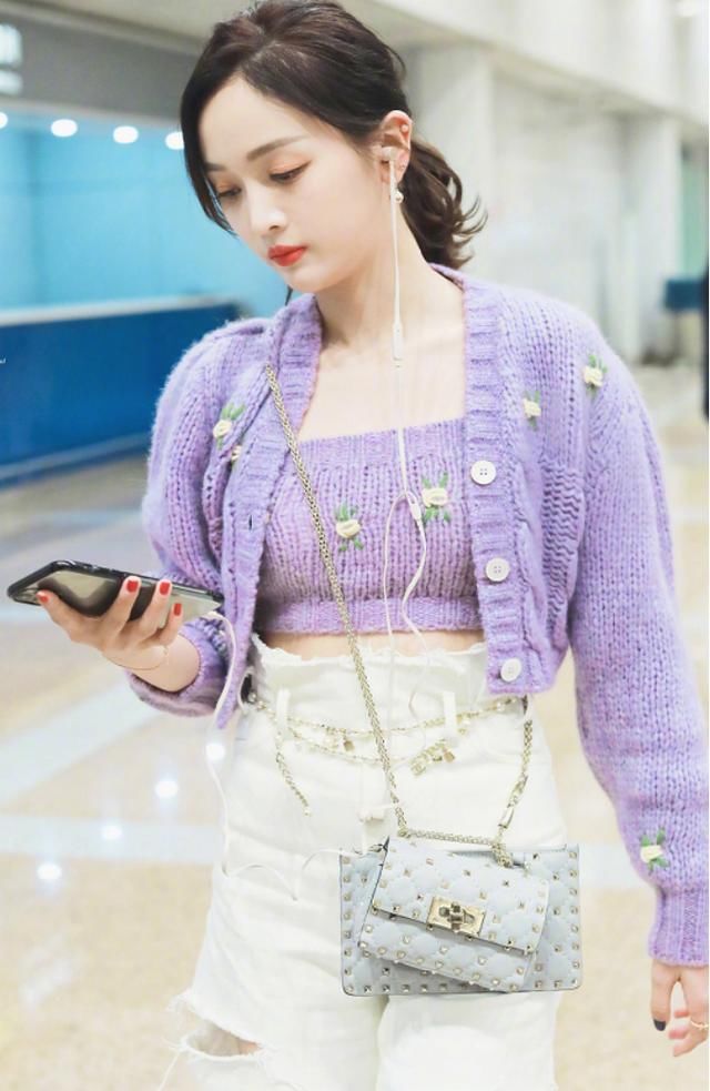  『春夏』明星们都在种草的春夏马卡龙色穿搭，穿过都说上瘾了，入眼即春色