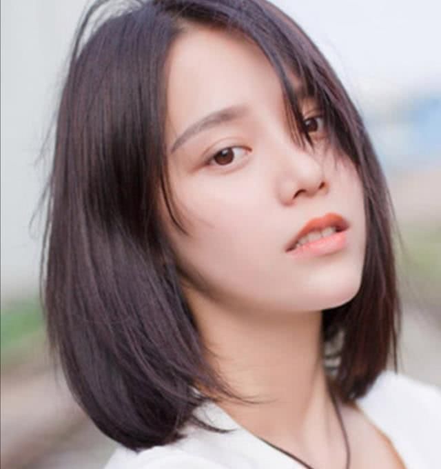 #额头#如何判断自己到底适不适合留刘海?