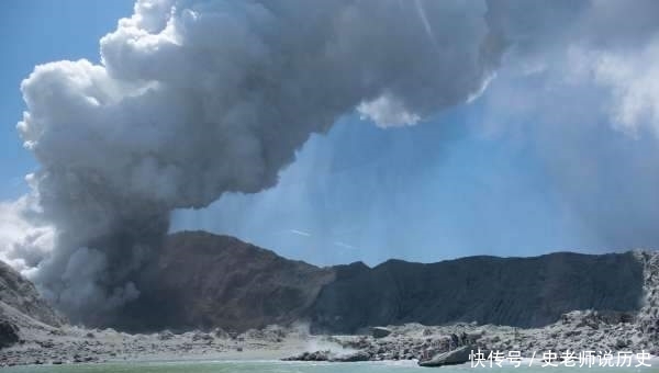 新西兰监测到风险却没示警，怀特岛火山喷发酿严重伤亡悲剧谁负责